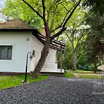 100 Eves Haz Holiday home
