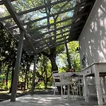 100 Eves Haz Balatonakarattya