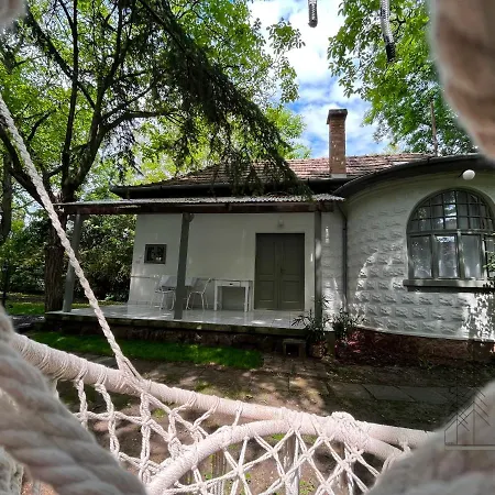 Ferienhaus 100 Eves Haz