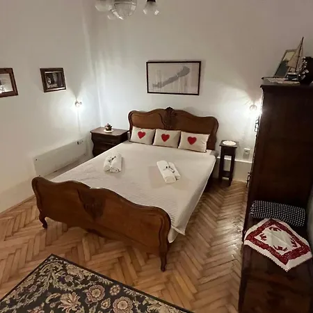 Nyaraló 100 éves Ház *