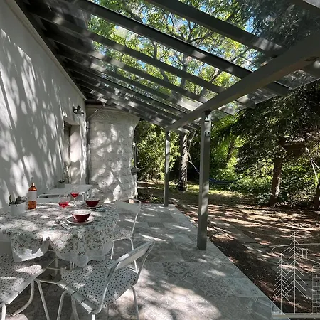 100 Eves Haz Balatonakarattya