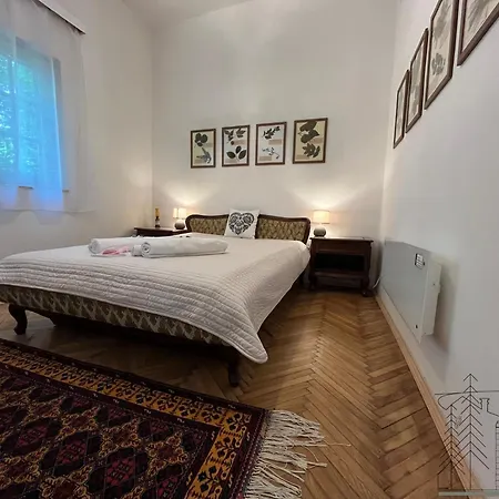 100 éves Ház *