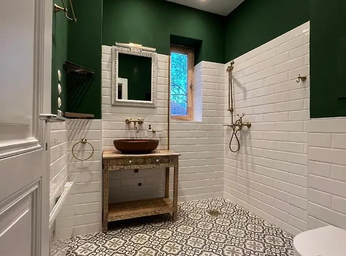 בית נופש 100 Eves Haz