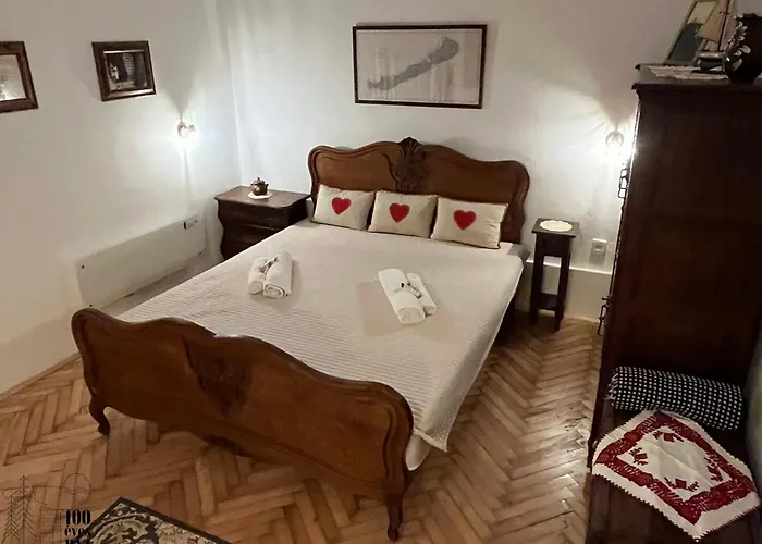 100 Eves Haz Ferienhaus Balatonakarattya