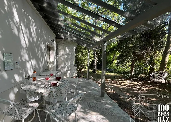 100 Eves Haz בלטונקראטיה