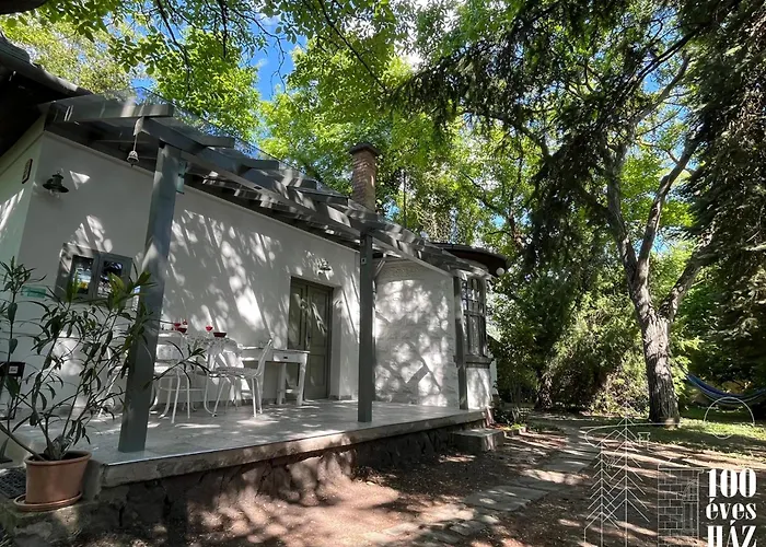 Nyaraló 100 éves Ház *