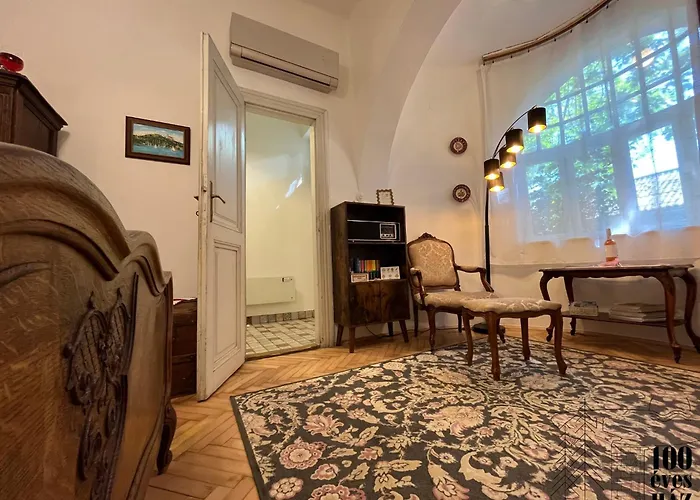 Nyaraló 100 éves Ház *